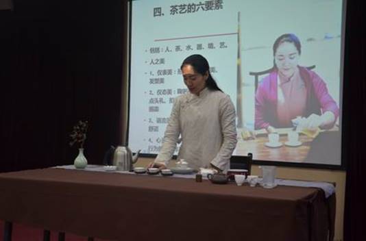 说明: C:\Users\lenovo\Desktop\补的通讯\DSC_5817.jpg